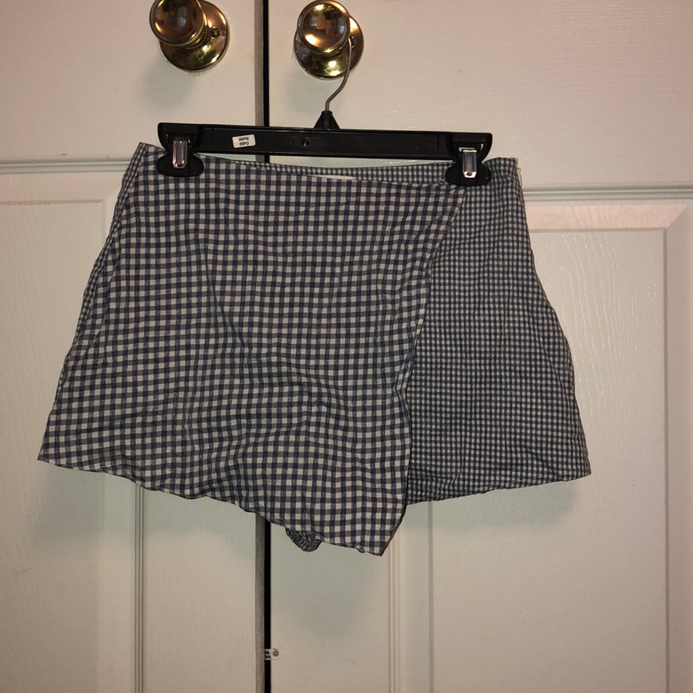 BLUE AND WHITE ENVELOPE SKIRT